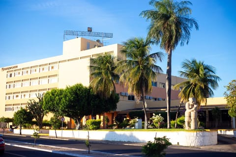 Property building, Location