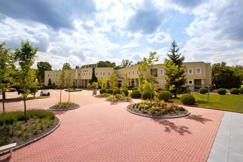 Property building, Garden