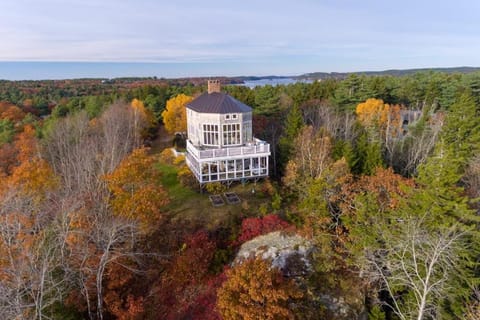 Property building, Day, Bird's eye view