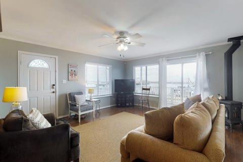 Westport Marina View House in Westport