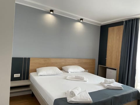Bed, Photo of the whole room, towels