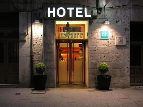 Property building, Facade/entrance, Facade/entrance