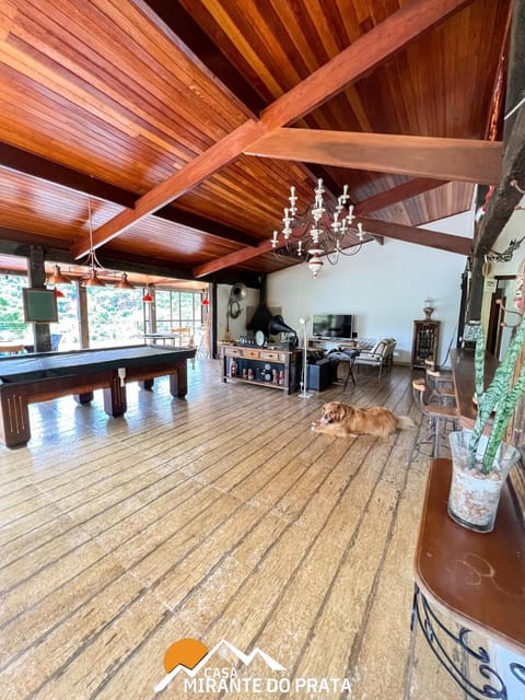 Game Room, Living room, Seating area