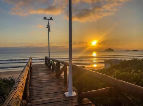 Nearby landmark, Beach, Sunrise