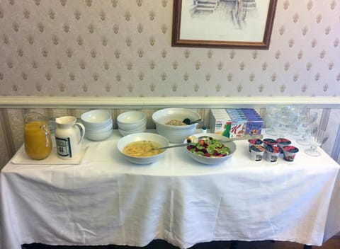 Crickleigh House Bed and Breakfast in Llandudno