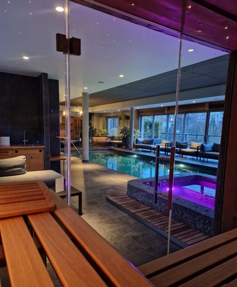 Hot Tub, Sauna, Spa and wellness centre/facilities, Swimming pool