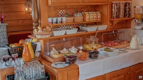 Breakfast, Buffet breakfast