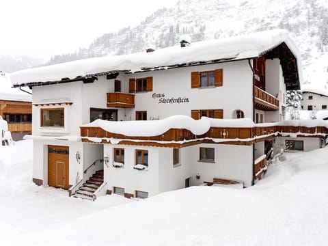 Facade/entrance, Winter