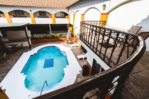 Property building, Swimming pool