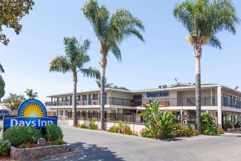 Property building, On site