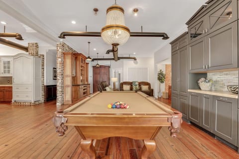 Home at 1014 House in Savannah