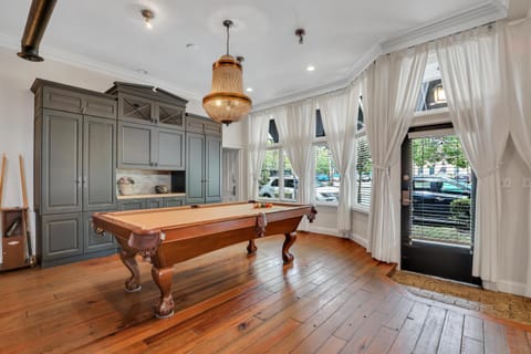 Home at 1014 House in Savannah