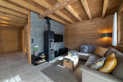 Communal lounge/ TV room, Living room
