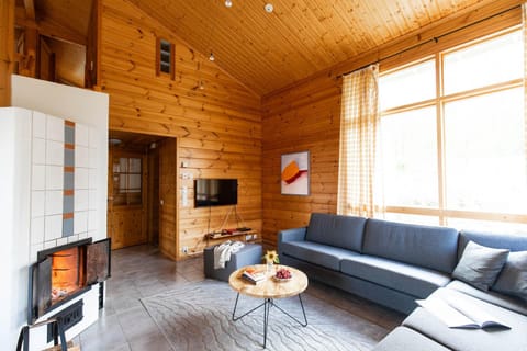 TV and multimedia, Seating area