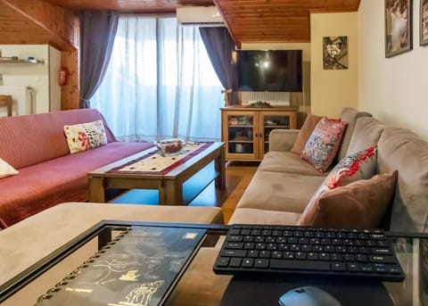 TV and multimedia, Living room, Seating area, Area and facilities, Area and facilities