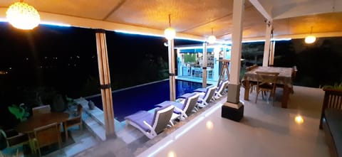 View (from property/room), Balcony/Terrace, Seating area