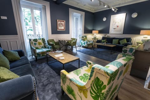 Library, Living room, Decorative detail, Seating area