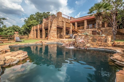 Property building, Pool view, Swimming pool