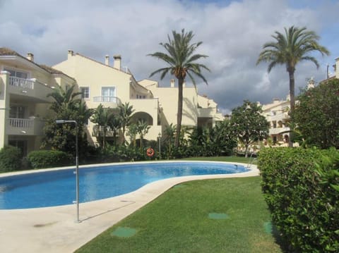 Garden, Swimming pool