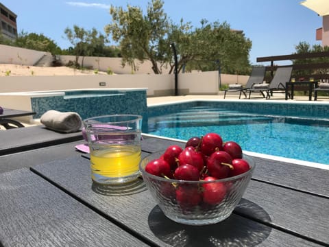 Patio, Day, Pool view, Swimming pool, sunbed