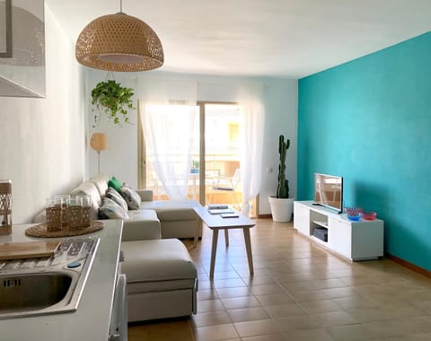 Balcony/Terrace, Kitchen or kitchenette, Dining area, Sea view, Sunset, Quiet street view