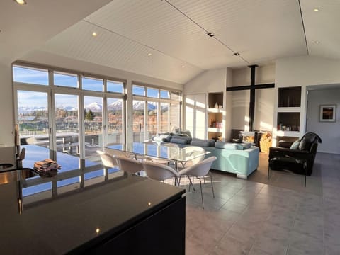 Winter, Library, Seating area, Dining area, Lake view, Mountain view, fireplace