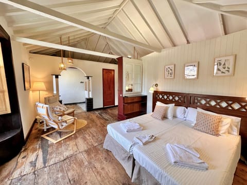 Living room, Bedroom