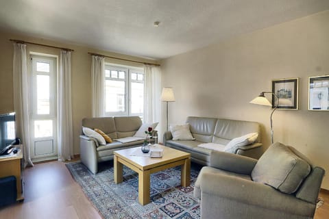 Residenz "Am Postplatz", Villa Sonja, Whg 10 Apartment in Zingst