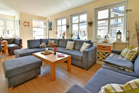 Haus Strandmuschel House in Zingst