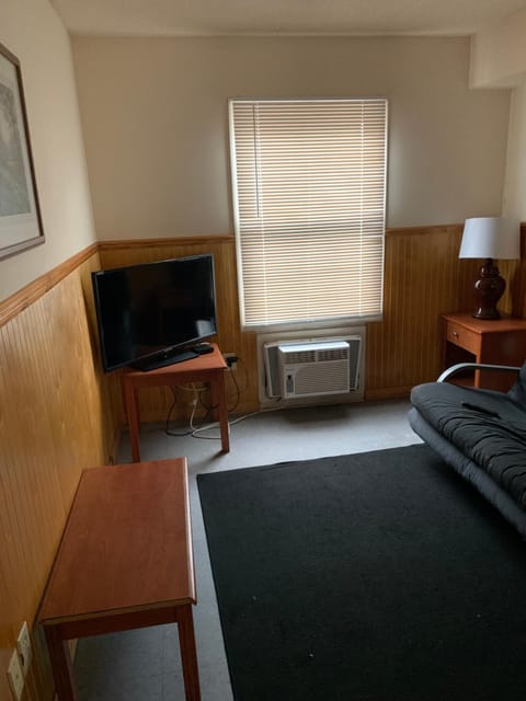 Summer Place Hotel Apartment in Henlopen Acres