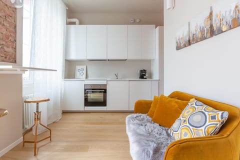 Kitchen or kitchenette, Seating area