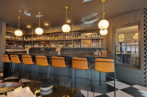 Restaurant/places to eat, Alcoholic drinks