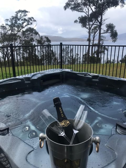 Patio, Natural landscape, Balcony/Terrace, Spa and wellness centre/facilities, Beach, Area and facilities, Alcoholic drinks