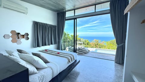Bedroom, Sea view