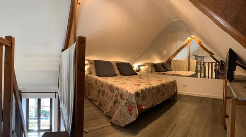 JunoGîte - Résidence Bed and Breakfast in Bernières-sur-Mer