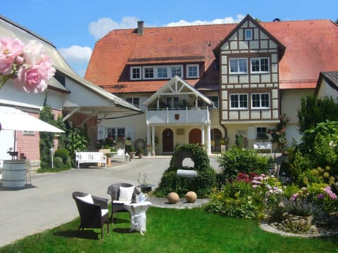Patio, Garden