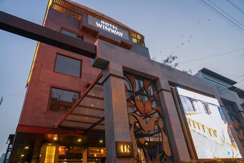 Property building, Facade/entrance