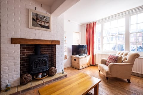 The Old Gordon House - High Street location close to the beach and town amenities - Aldeburgh Coastal Cottages House in Aldeburgh