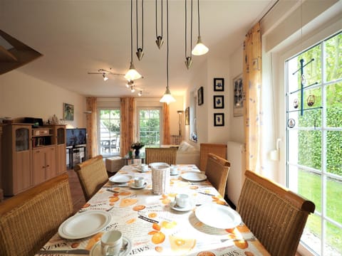 Haus Regenbogen House in Zingst