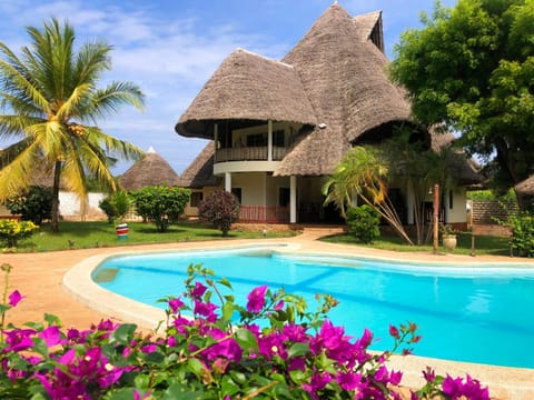 Property building, Garden, Garden view, Pool view