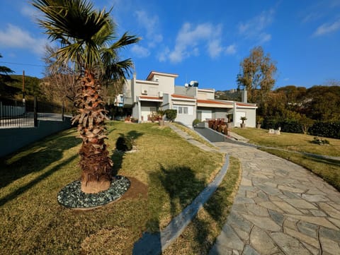 Las Palmas Villa in Kavala, Greece