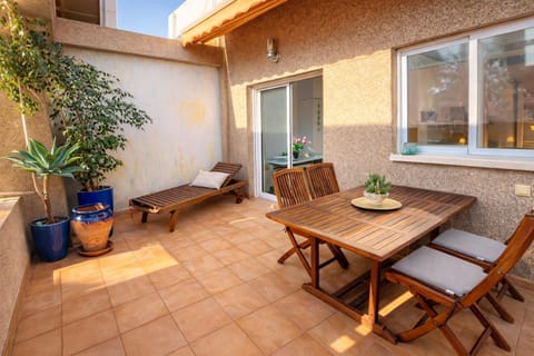 Lovely Penhouse in Alicante with parking Apartment in Alicante