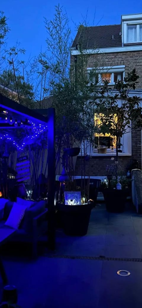 La Lilloise Villeneuve D'Ascq GD STADE Mauroy Apartment in Villeneuve-d'Ascq