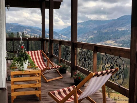 Balcony/Terrace, Mountain view, sunbed