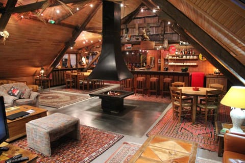 Lounge or bar