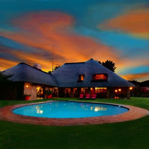Pool view, Swimming pool, Swimming pool