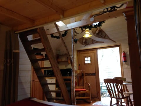 Les Roulottes de la Baronnie Bed and Breakfast in St-Malo