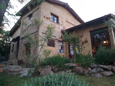 Property building, Facade/entrance, Garden