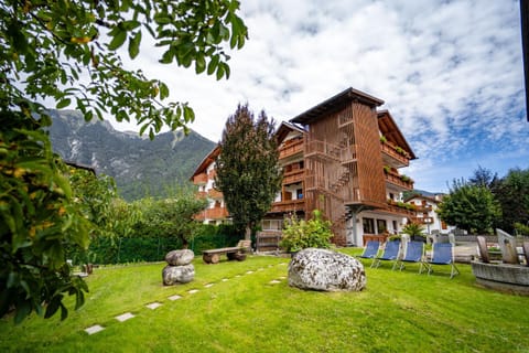 Property building, Natural landscape, Garden view
