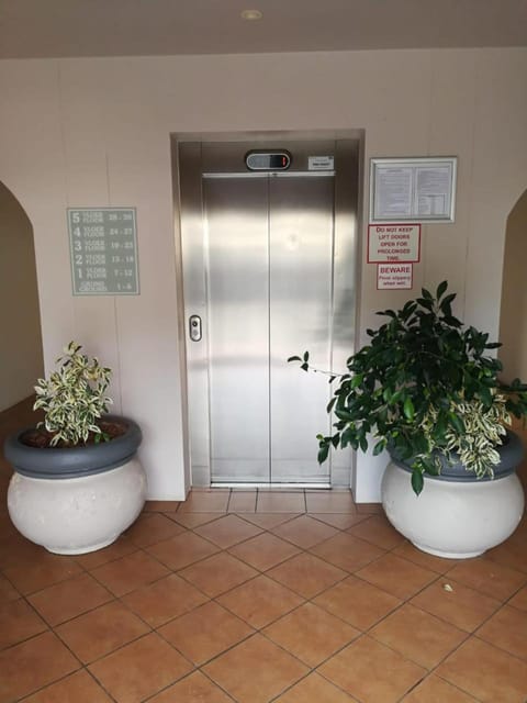 Facade/entrance, Facility for disabled guests